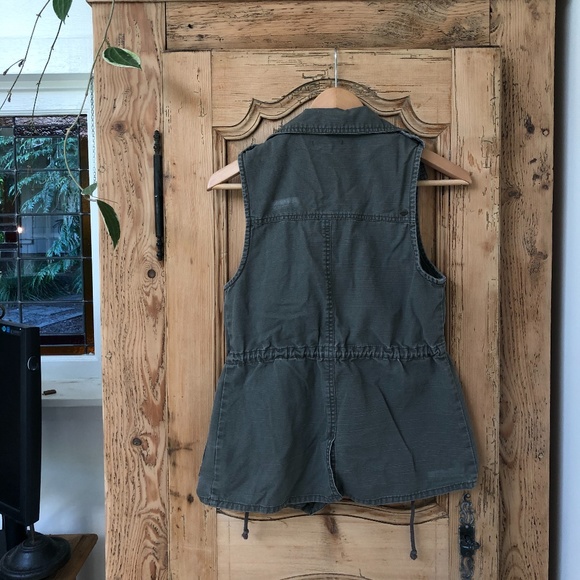 ARMY GREEN VEST - Picture 5 of 5